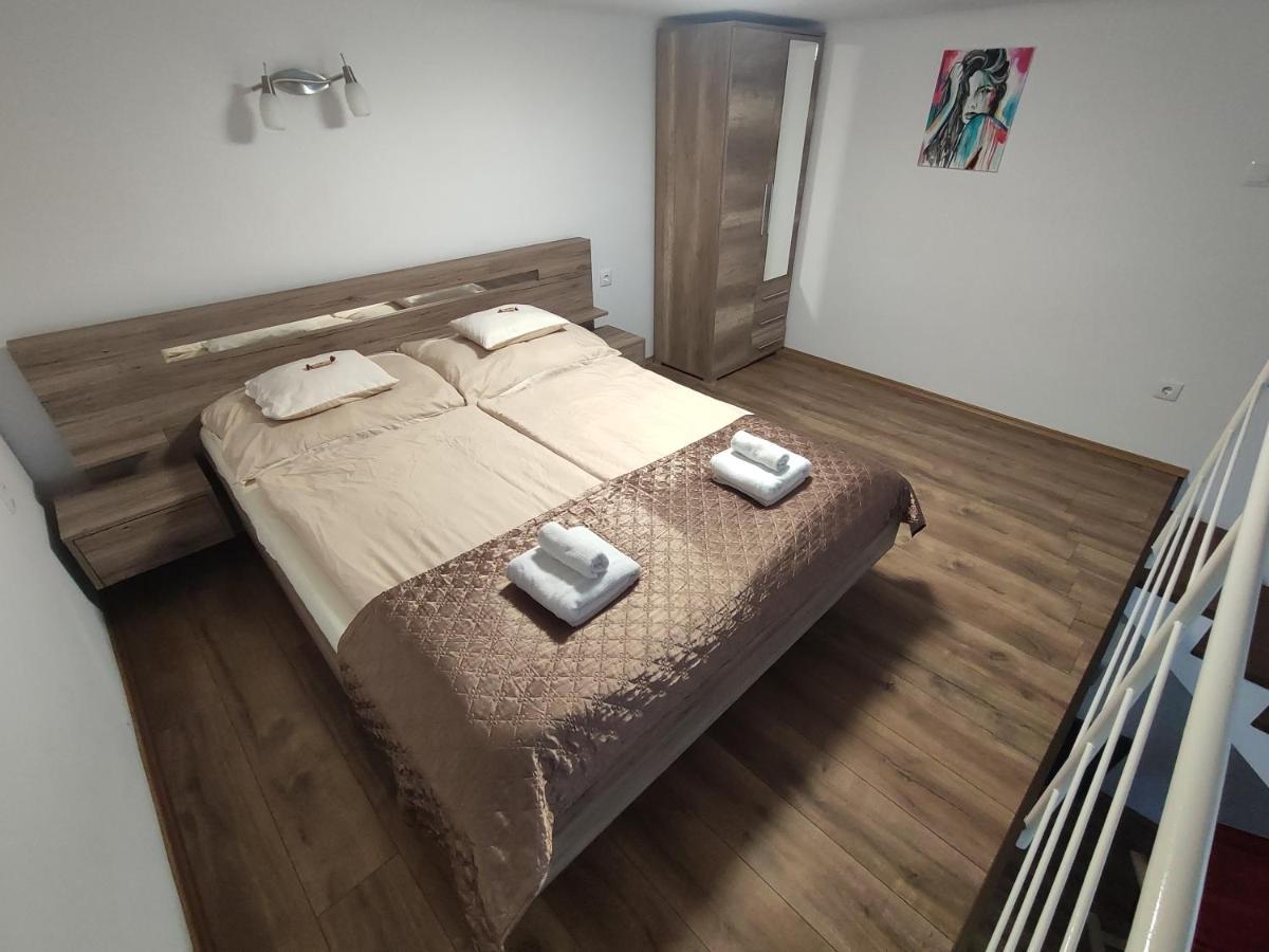 Apartmán Kossuth Garden Debrecín Exteriér fotografie
