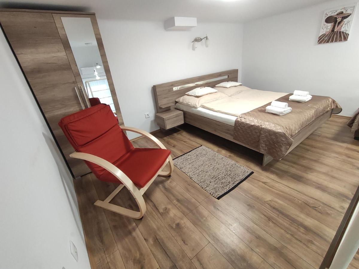 Apartmán Kossuth Garden Debrecín Exteriér fotografie